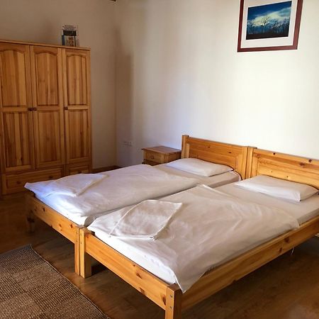 Готель Tisza-Kert Vendeghaz -Tisza-Kert Vendeghaz II Тісафюред Екстер'єр фото